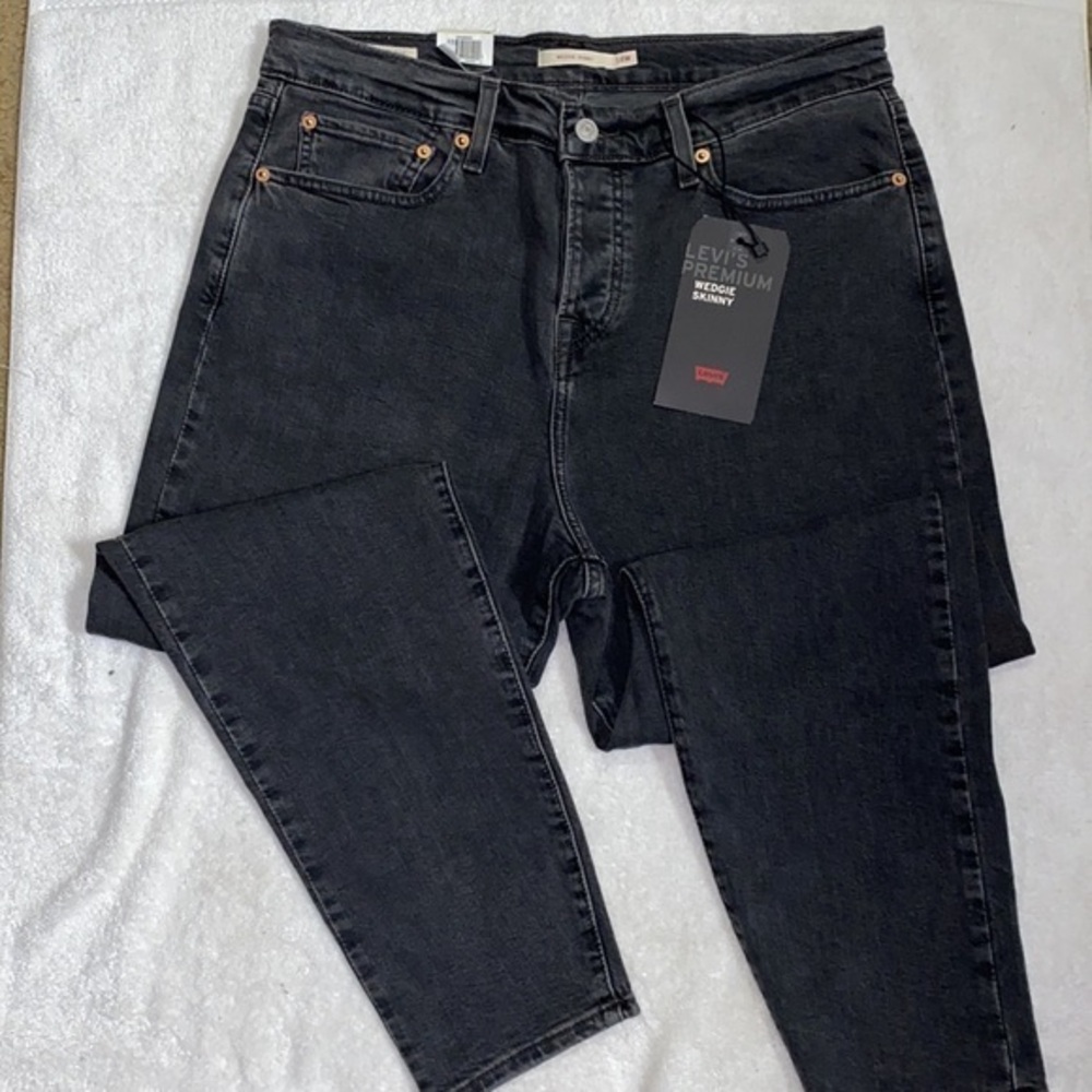 WOMEN’S PREMIUM LEVIS WEDGIE SKINNY HIGH RISE FADED SMOKEY BLACK SIZE 32
